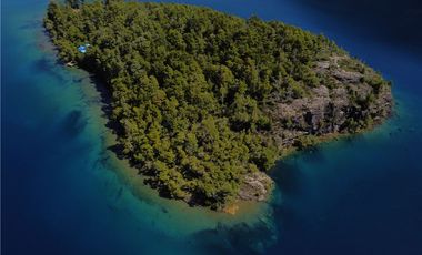 ISLA PRIVADA EN VENTA LAGO LAS ROCAS , COCHAMÓ