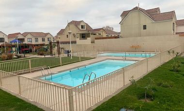 LINDA Y AMPLIA CASA EN COSTA LAGUNA