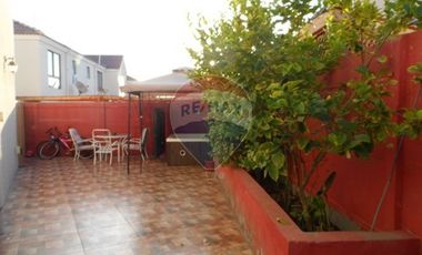 LINDA Y AMPLIA CASA EN COSTA LAGUNA