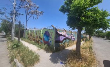 ¡Invierte en Terreno Comercial en La Florida!