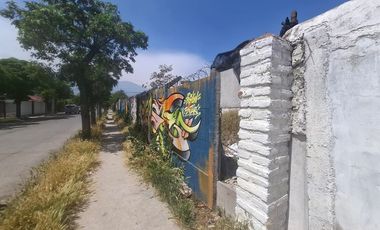 ¡Invierte en Terreno Comercial en La Florida!