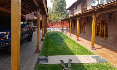 Se Vende Casa con piscina en Conchalí