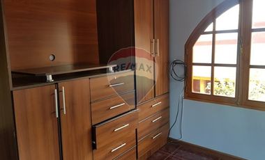 Se Vende Casa con piscina en Conchalí