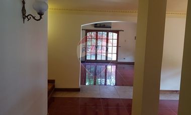 Se Vende Casa con piscina en Conchalí