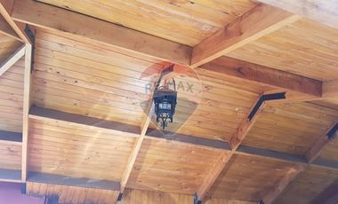 Se Vende Casa con piscina en Conchalí