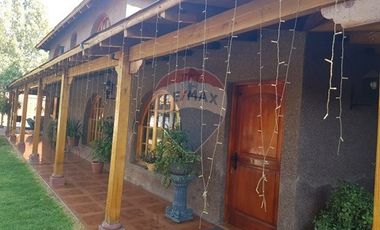 Se Vende Casa con piscina en Conchalí