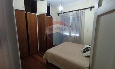 SE ARRIENDA CASA/OFICINA EN AVDA SANTA ISABEL