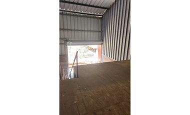 Arriendo Bodega con oficina en Pudahuel 194mts2