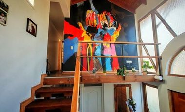 Venta casa 350m2, a 5 min. de Ruta 78