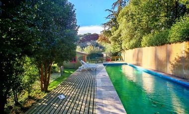 Venta casa 350m2, a 5 min. de Ruta 78