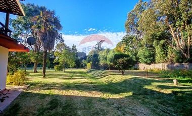 Venta casa 350m2, a 5 min. de Ruta 78