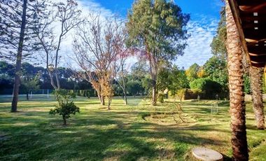 Venta casa 350m2, a 5 min. de Ruta 78