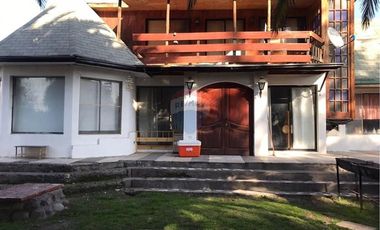 CASA EN PARCELA CON CESIÓN DE DERECHO