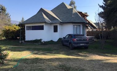 CASA EN PARCELA CON CESIÓN DE DERECHO