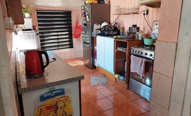 Propiedad Mixta en el Centro de Tomé