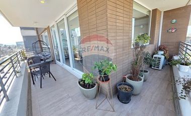 Moderno Depto La Reina/ 2D 2B