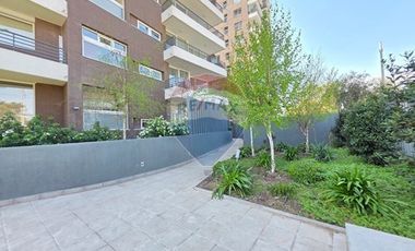 Moderno Depto La Reina/ 2D 2B