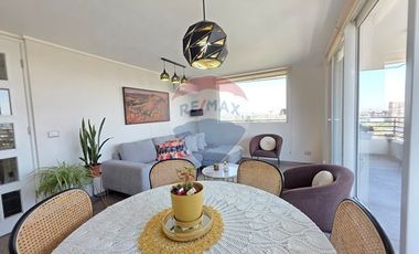 Moderno Depto La Reina/ 2D 2B