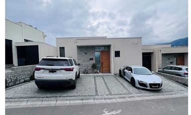 Venta Casa en Condominio sector Alto Macul 3D3B