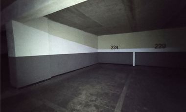 Oportunidad Venta estacionamiento en Santiago