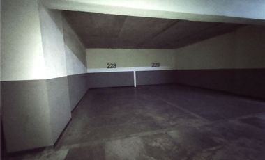 Oportunidad Venta estacionamiento en Santiago