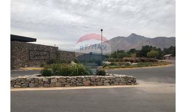 PRECIO CYBER - Parcela en Exclusivo Condominio!!