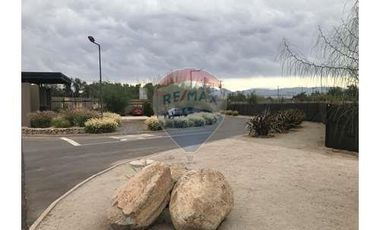 PRECIO CYBER - Parcela en Exclusivo Condominio!!