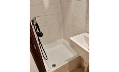 Casa en Peñaflor: Espaciosa y cómoda, ¡Descúbrela!