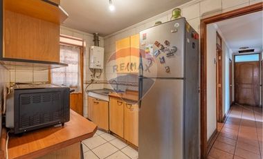 Espectacular casa en villa Macul, Metro Quilín