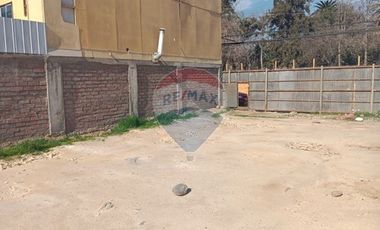 Sitio 450 m2 frente plaza Centenario, Melipilla