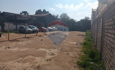 Sitio 450 m2 frente plaza Centenario, Melipilla