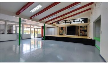 Edificio Comercial.......