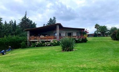 SE VENDE ESPECTACULAR CASA EN LAGO RAPEL 5D-3B