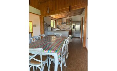 SE VENDE ESPECTACULAR CASA EN LAGO RAPEL 5D-3B