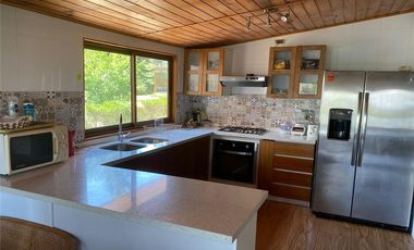 SE VENDE ESPECTACULAR CASA EN LAGO RAPEL 5D-3B