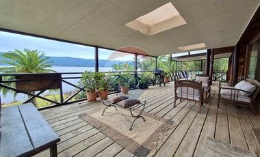 Hermosa Casa en Lago Vichuquén