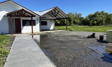 ARRIENDO CASA CON BELLO ENTORNO CAMPESTRE A 2 KM DE LOS ÁNGELES