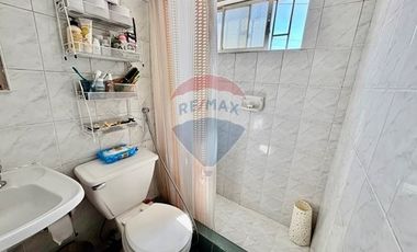 Acogedora casa de 2 pisos en Av. Argentina