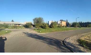 SE VENDE PARCELA DE AGRADO 5.000 M2 PUERTAS NEGRAS