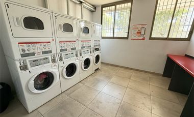 AMPLIO DEPARTAMENTO ESTUDIO