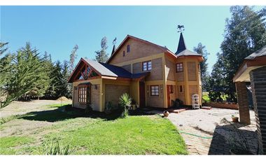 Casa en Condominio de Parcelas sector Culiprán