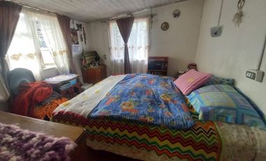 COMODA CASA EN PASAJE TRANQUILO