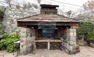 Gran casa amoblada a 8 minutos de Nido de Águilas