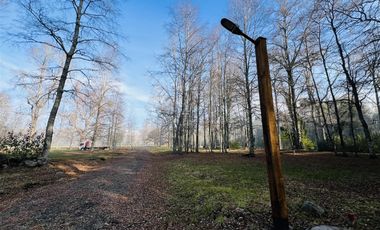 Venta: Sitio con río privado en lujoso condominio!!