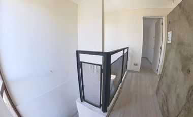 Casa en arriendo c/ estacionamiento en Centro de Quillota