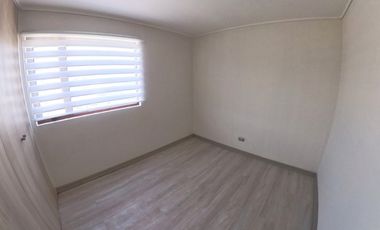 Casa en arriendo c/ estacionamiento en Centro de Quillota