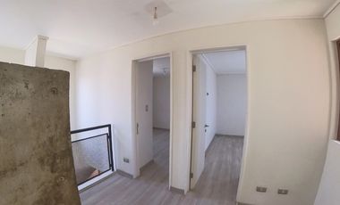 Casa en arriendo c/ estacionamiento en Centro de Quillota