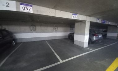 Increíble Oficina Full Equipado en Arriendo