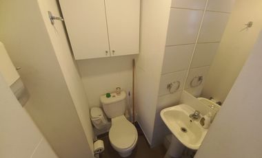 Increíble Oficina Full Equipado en Arriendo