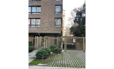 Venta Estacionamiento Ricardo Lyon, Providencia